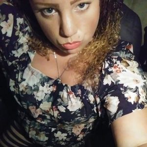 Meet your Posher, Angella